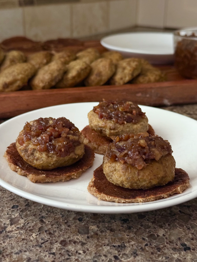pumpkin breakfast sausages + maple apple bacon jam