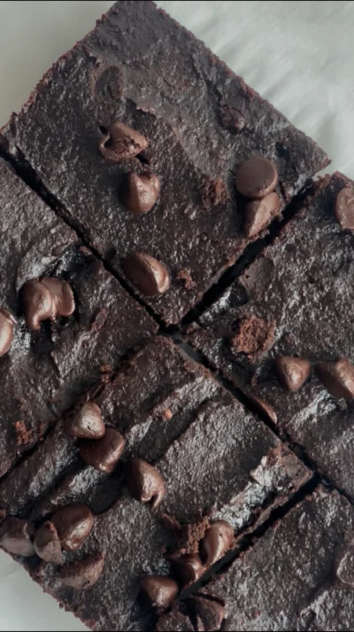 Fudgy Date Brownies