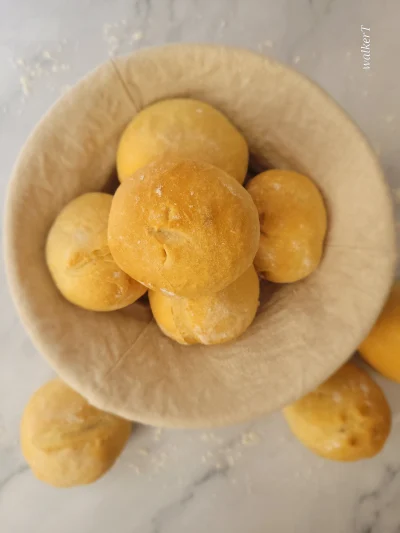 Bread Rolls (Vegan)