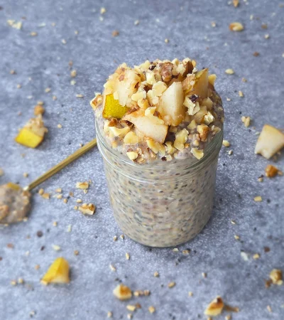 Spiced Pear and Walnut Overnight Oats (Vegan)