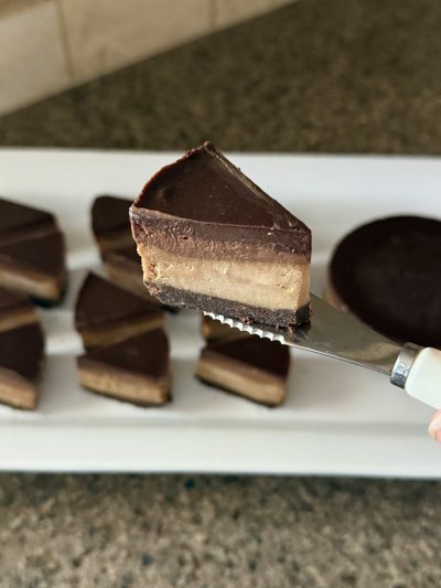 peanut butter chocolate tuxedo cheesecake bites