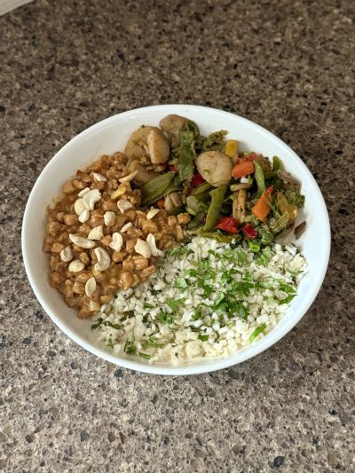 orange cashew chicken bowls