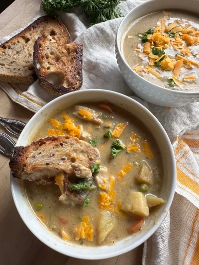Healthy Chicken Pot Pie Soup