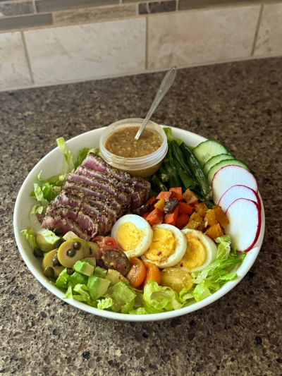 ahi tuna niçoise poke bowl