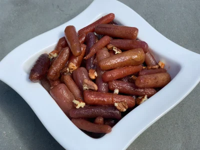 Maple Cinnamon Candied Carrots